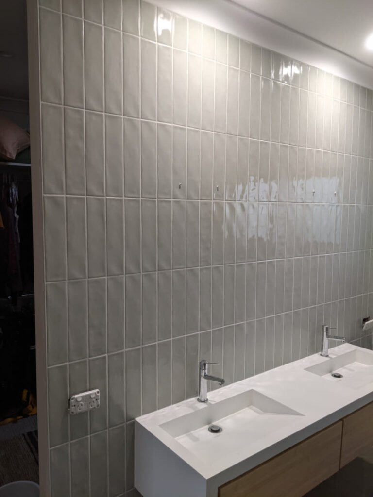 Splash back tiling art work by Tiles Surgen